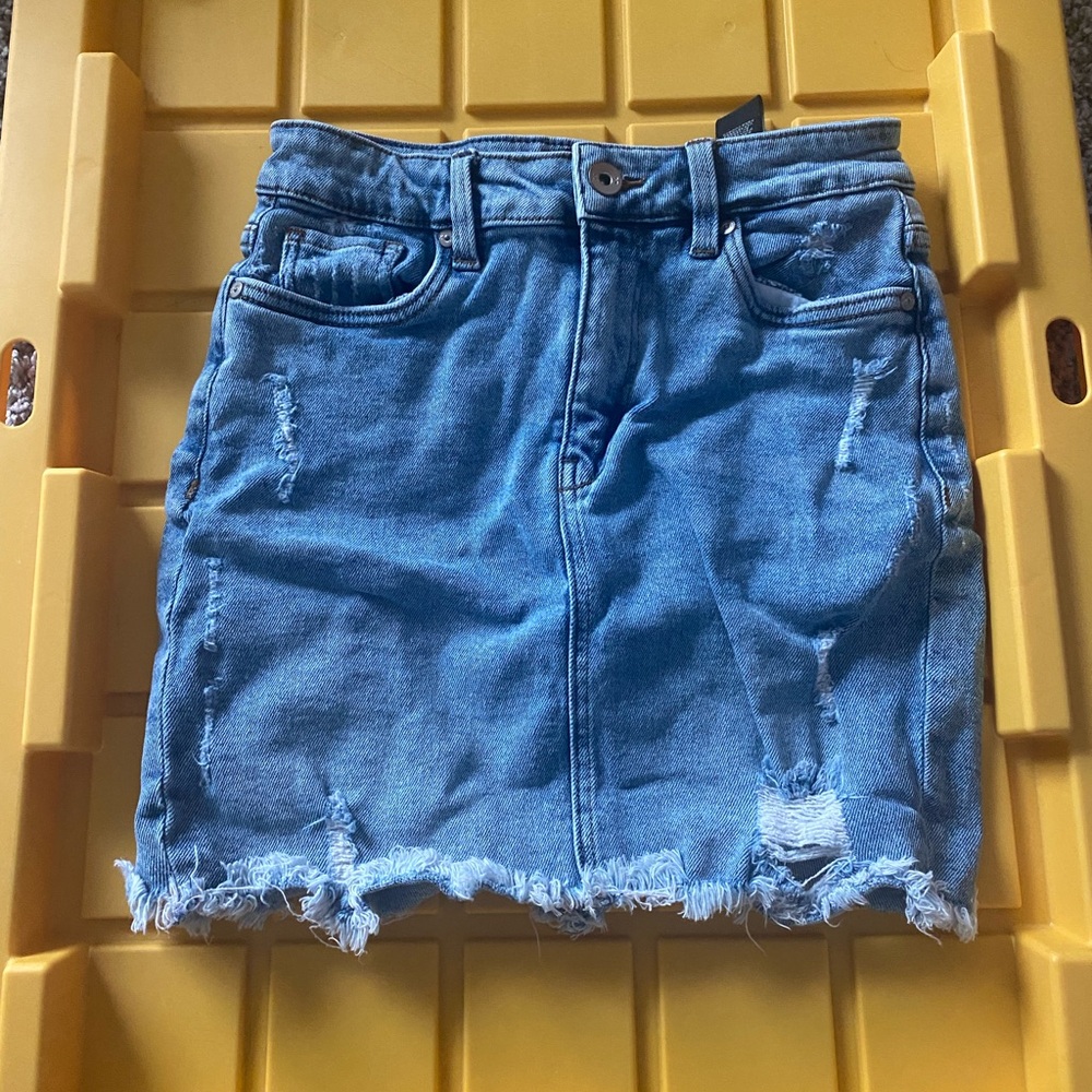 Kendall and Kylie brand skirt